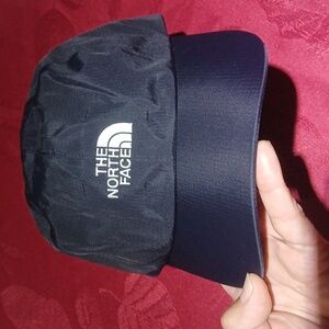 The North Face Black Logo Hat
